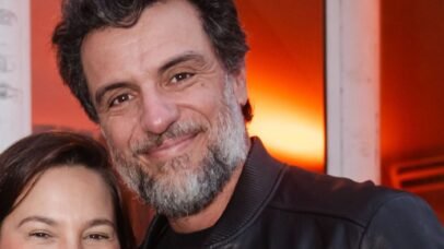 Rodrigo Lombardi curte Rock in Rio ao lado da esposa, Betty Baumgarten