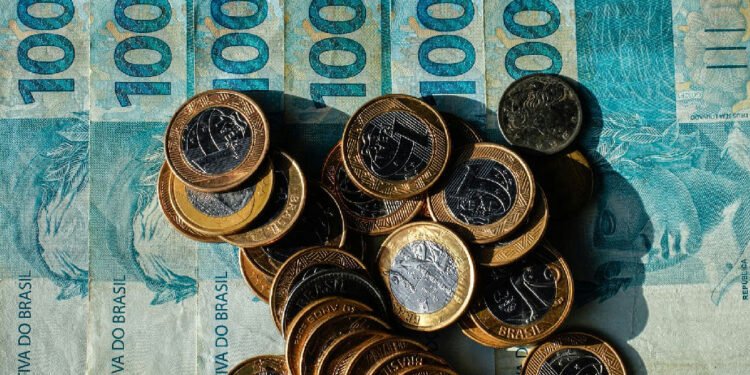 Sobe para R$ 5,65 bilhões o total de valores esquecidos em bancos disponíveis para resgate
