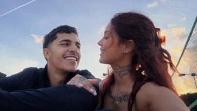 Tati Zaqui é pedida em casamento por Mateus Oliveira durante gravação de vídeo 1 Tati Zaqui é pedida em casamento por Mateus Oliveira durante gravação de vídeo