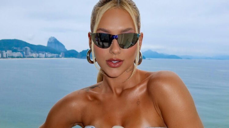 Virginia Fonseca exibe look ousado para jogo histórico da NFL no Rio