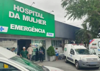 Emergencia-do-Hospital-da-Mulher-em-Feira-de-Santana-Foto-Ed-Santos-Acorda-Cidade-1000x562