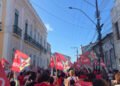 manifestantes nas ruas de Cachoeira em ato pró-Lula