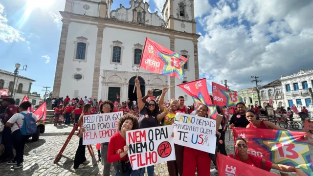 Manifestação pró-lula em Santo Amaro, Bahia