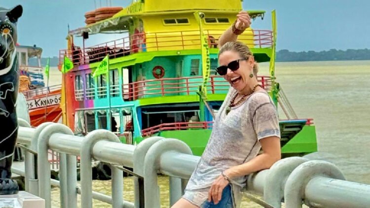 Bianca Rinaldi vive no interior de SP e fala sobre as filhas gêmeas