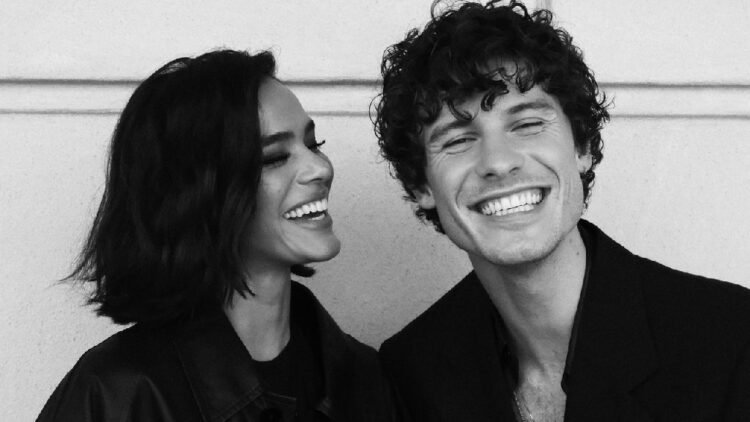 Bruna Marquezine revela presente especial dado por Shawn Mendes
