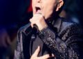 Cliff Richard celebra 86 anos após superar diagnóstico de câncer de próstata 2 Cliff Richard celebra 86 anos após superar diagnóstico de câncer de próstata