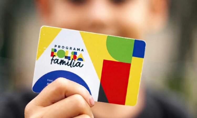 Cortes em auxílios sociais ameaçam economia de cidades do interior