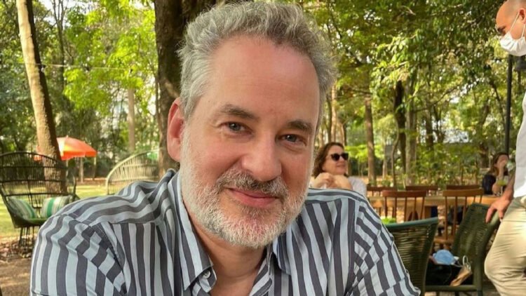 Dan Stulbach: conheça a vida discreta e a esposa do ator de Quem Ama Cuida 1 Dan Stulbach: conheça a vida discreta e a esposa do ator de Quem Ama Cuida