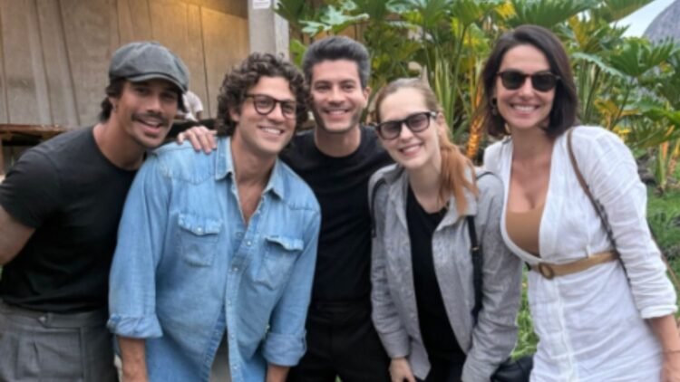 Elenco de rebelde se reúne em despedida e lamenta perda de lua blanco