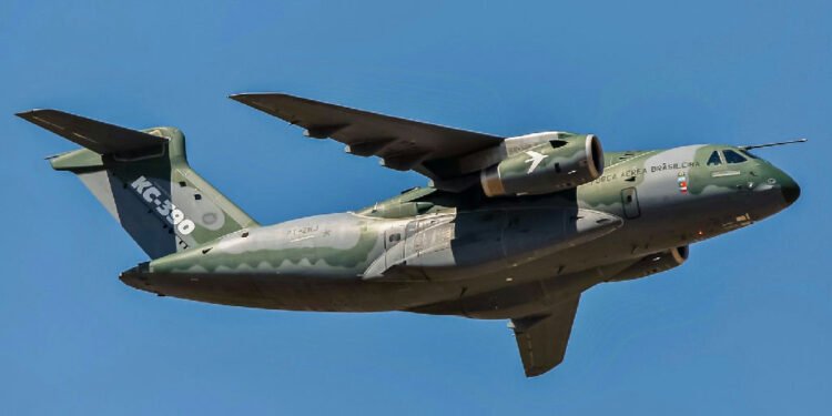 Entregas da Embraer crescem 6% no terceiro trimestre com avanço em três segmentos 1 Entregas da Embraer crescem 6% no terceiro trimestre com avanço em três segmentos
