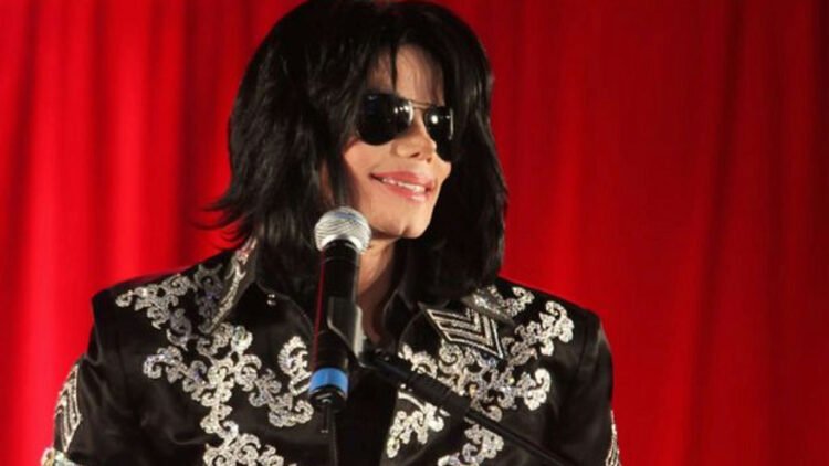 Espólio de Michael Jackson revela gastos de R$ 98 milhões com a família