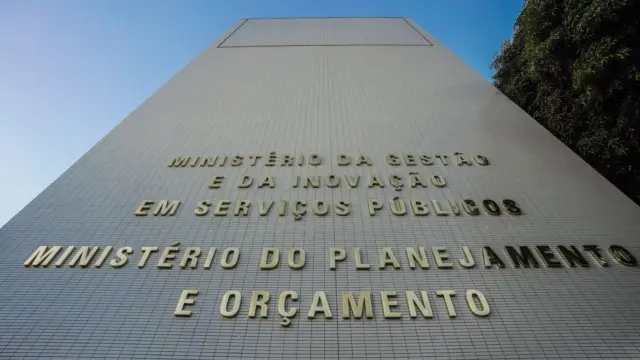Estados recebem repasse federal de R$ 5,2 bilhões para saúde e assistência social