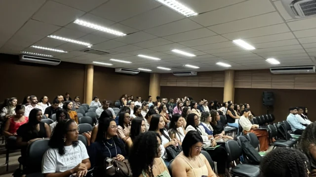 Fisioterapia na rede estadual de saúde da Bahia ganha força com simpósio