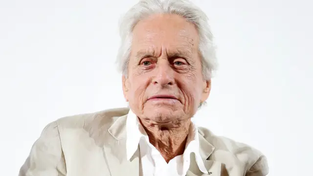 Herança de Kirk Douglas: ator doou R$ 300 milhões e ignorou o filho
