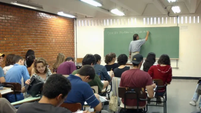 Inep abre inscrições para professores elaborarem provas do Enade 2027