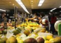INPC sobe para 4,29% em 12 meses e impacta reajustes salariais