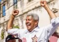 Jerônimo é reeleito governador da Bahia no 1º turno 3 jerônimo rodrigues comemorando