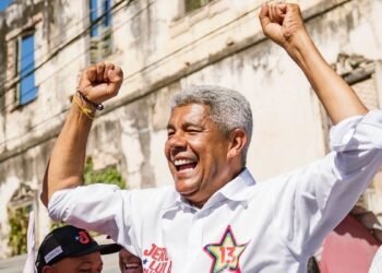 jerônimo rodrigues comemorando