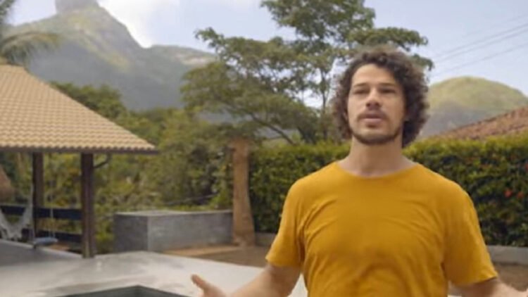 José Loreto impressiona ao colocar a mão na massa em reforma de casa 1 José Loreto impressiona ao colocar a mão na massa em reforma de casa