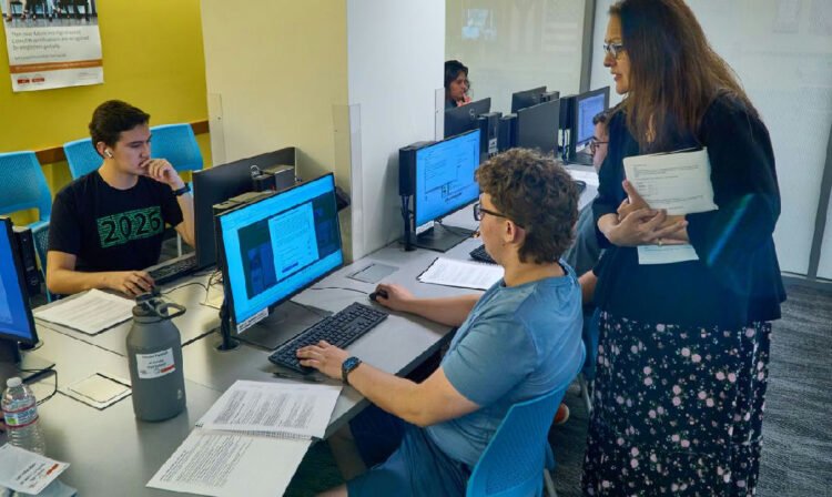MEC lança 10 cursos gratuitos para professores no Dia do Docente 1 MEC lança 10 cursos gratuitos para professores no Dia do Docente