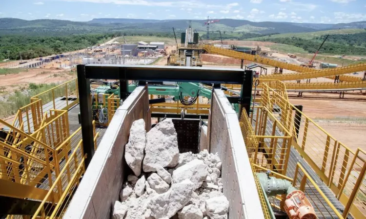 Minerais críticos empregam 129 mil trabalhadores no Brasil em 2025