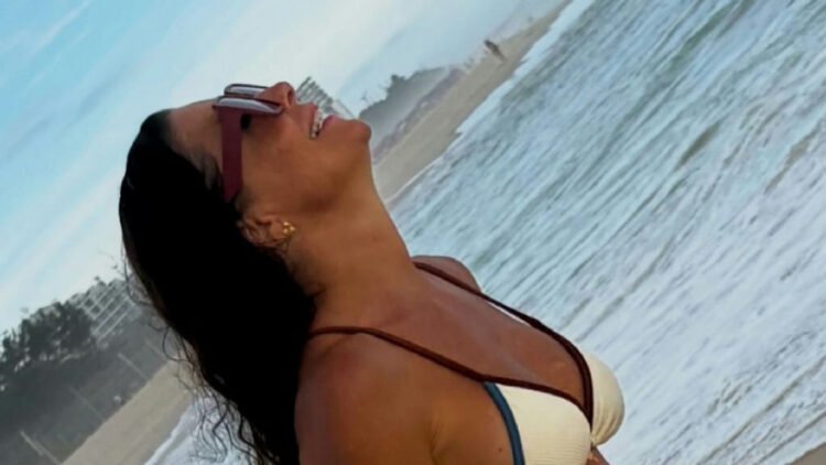 Mylla Christie curte dia de praia no Rio e chama atenção