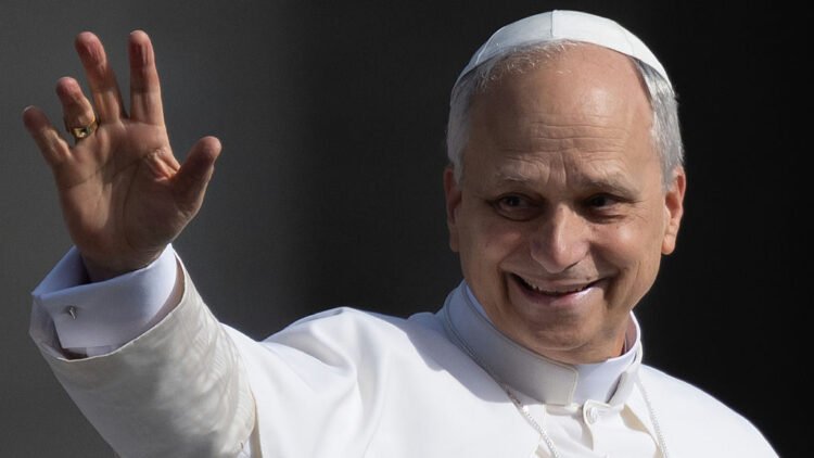 Papa Leão XIV passará por cirurgia para retirada de nódulo pulmonar