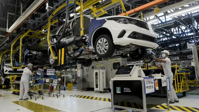 PIB brasileiro deve crescer apenas 1,6% em 2026 segundo nova projeção da CNI