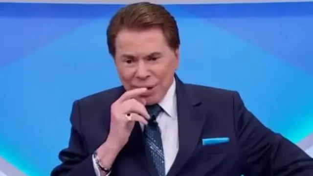 Silvio Santos teve o futuro revelado por cigana durante viagem em 1995