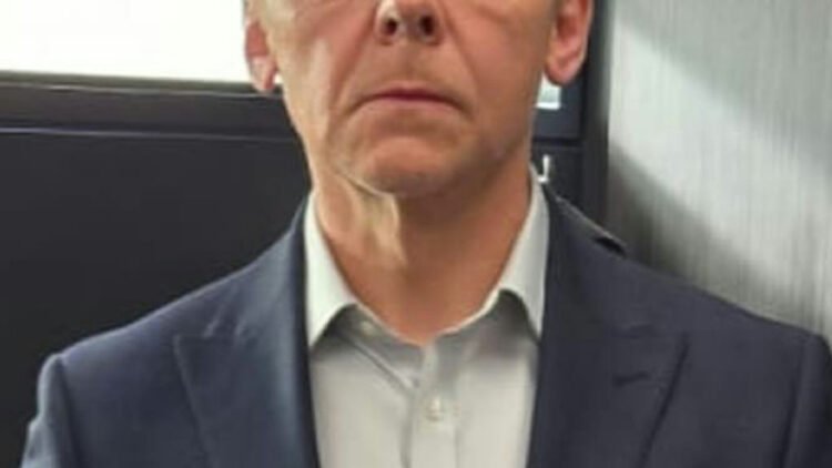 Simon Pegg revela diagnóstico de TDAH aos 56 anos e celebra alívio