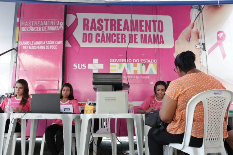 Unidades móveis oferecem mamografias gratuitas pelo estado 1 Unidades móveis oferecem mamografias gratuitas pelo estado