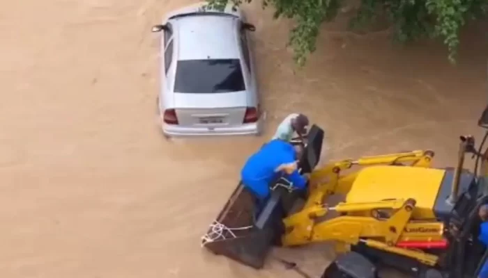 carro ilhado