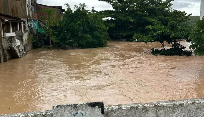 enchente em santo amaro
