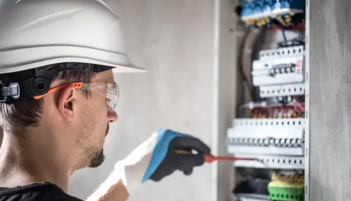 cuidados para evitar acidentes com a rede elétrica